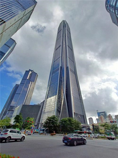 尽显魅力,展现自我 尽显魅力,展现自我